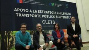Valdivia, sede del cambio: líderes del transporte discuten retos y soluciones sostenibles