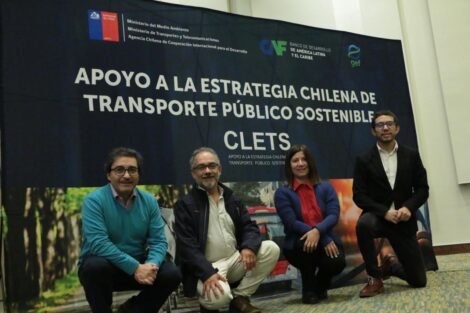 Valdivia, sede del cambio: líderes del transporte discuten retos y soluciones sostenibles