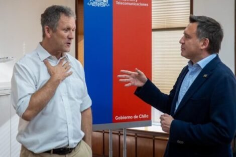 Ministro de Transportes anuncia reunión con aerolíneas para reactivar vuelos interregionales hacia Punta Arenas