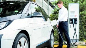 Primer Observatorio de Infraestructura de Carga revela los desafíos de Chile respecto a vehículos eléctricos