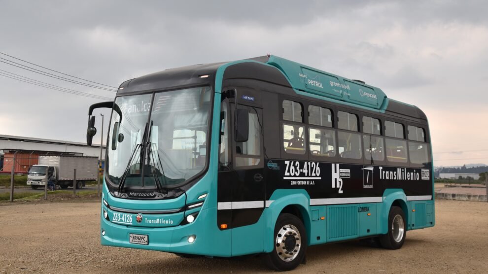 Estudio revela el potencial del hidrógeno verde en el transporte de carga y pasajeros