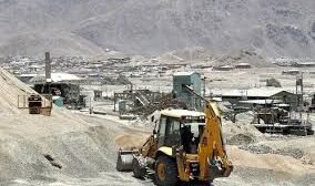 Minera abre licitación para transporte y disposición de residuos peligrosos
