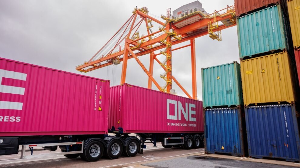 TecPlata incorpora camión bi-tren para optimizar transporte de carga