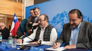 Gobierno de Aysén y Tabsa avanzan en diálogo para mejorar la conectividad nacional