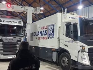 Refuerzan controles en el paso Cardenal Samoré con camión escáner