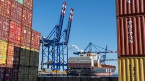 Puerto Coronel plantea mejorar la conexión logística con Puerto Montt