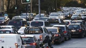 Estos son los vehículos con prohibición de circulación en Santiago este 4 de julio