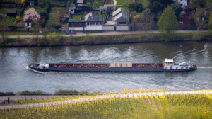 Progresan las pruebas para reactivar el transporte de carga en el río Mosela