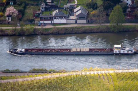 Progresan las pruebas para reactivar el transporte de carga en el río Mosela