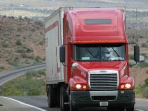 Robo de camiones de carga alcanza los 300 casos al año: buscan soluciones