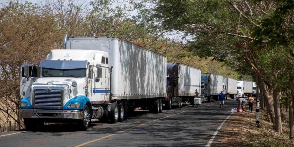 Aumenta el transporte de carga en Carriel Sur