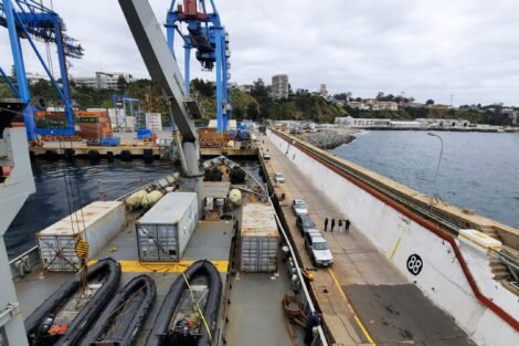 Revisan segunda embarcación para la ruta Valparaíso–Juan Fernández