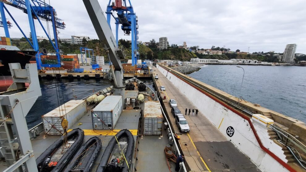 Revisan segunda embarcación para la ruta Valparaíso–Juan Fernández