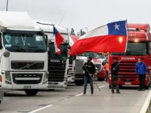 Transportistas bosnios bloquean el tránsito de mercancías en todo el país