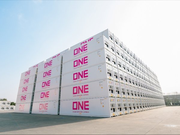 ONE destaca al transporte marítimo como clave sostenible en la distribución global de vacunas